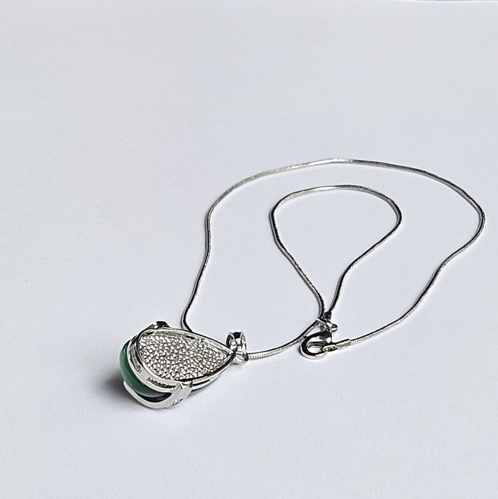 Jade and Rhinestone Silver Necklace - Picture 10 of 12